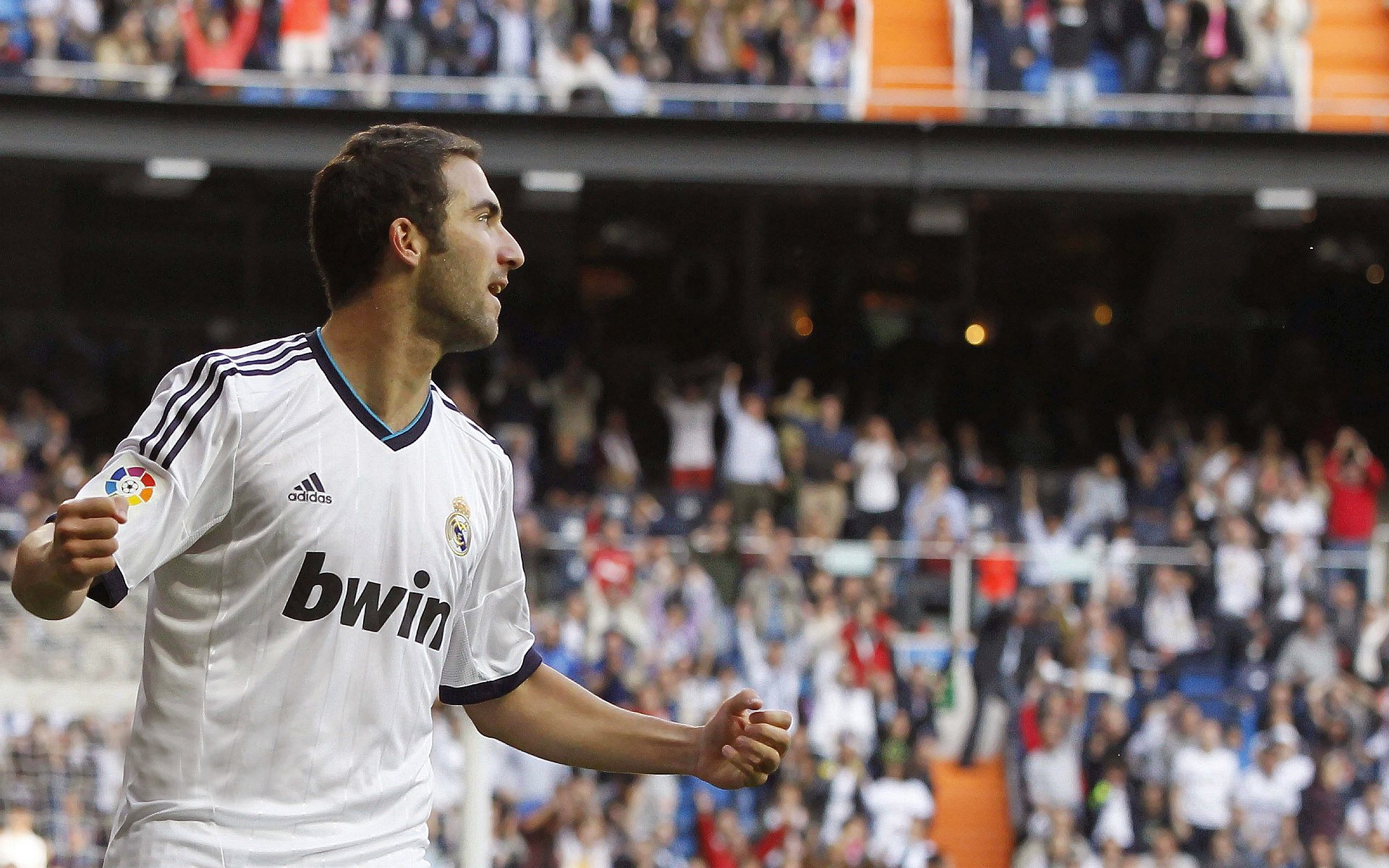 九游app下载-皇马青训新星崭露头角，被寄予厚望