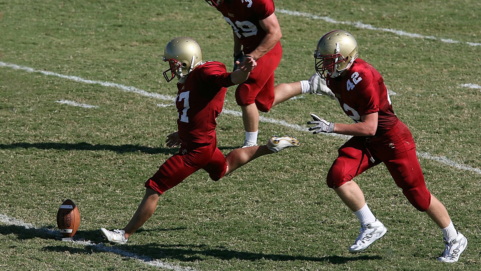 羽毛球训练基地智能监控系统投入使用，羽毛球智能管理系统